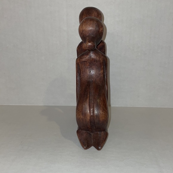 Hand Carved Abstract Wooden Kissing Couple Art Shelf Decor - Picture 8 of 9